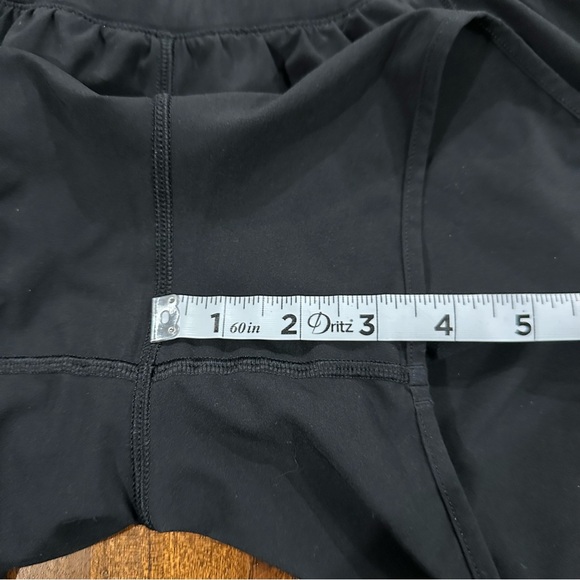 Lululemon Hotty Hot Low-Rise Lined Short 4” Size 8 Black - Picture 7 of 7